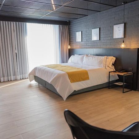Fulton Business Luxury Hotel Guadalajara Exterior photo