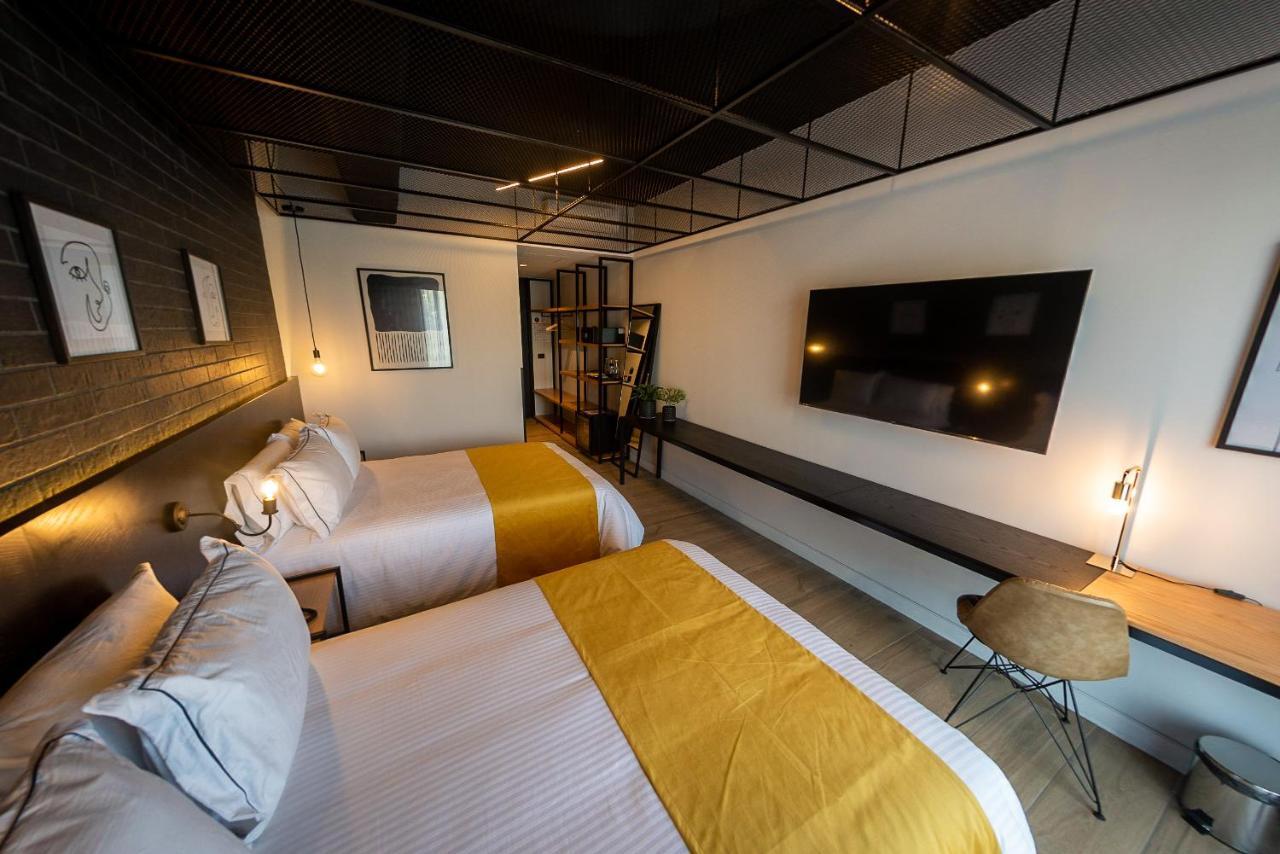 Fulton Business Luxury Hotel Guadalajara Exterior photo