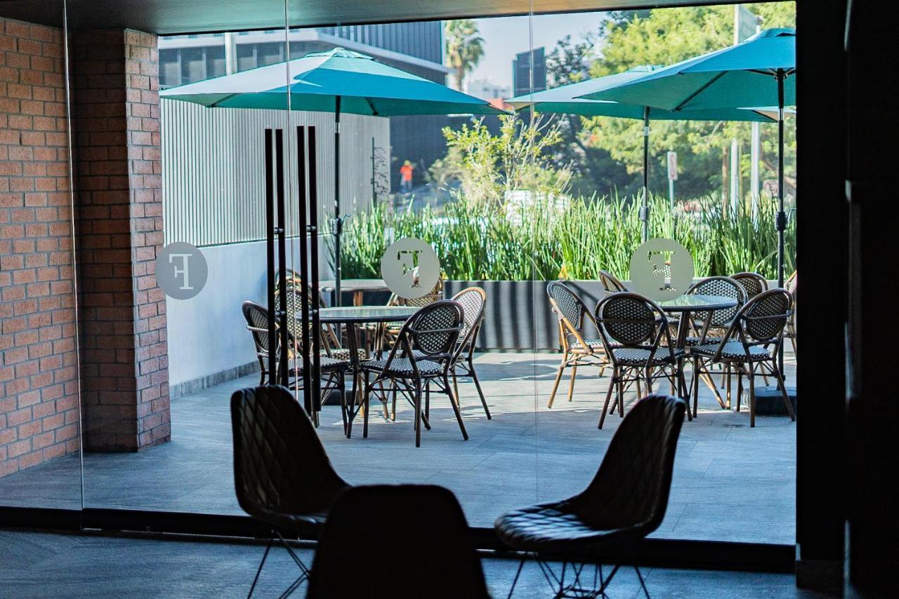 Fulton Business Luxury Hotel Guadalajara Exterior photo