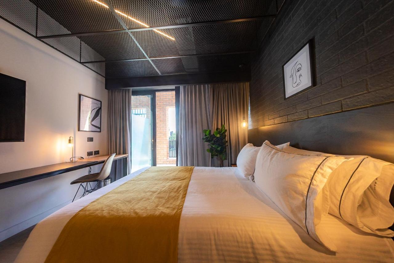 Fulton Business Luxury Hotel Guadalajara Exterior photo